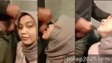 Bokep Jilbab Manis Turuti Permintaan Pacar Main Sebentar poster
